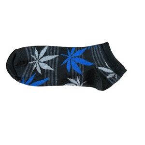 Leaf Sock NWOT  Women's Size 9-11